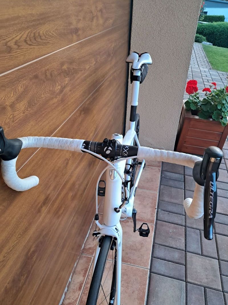 Trek Madone project one Ultegra Di2 