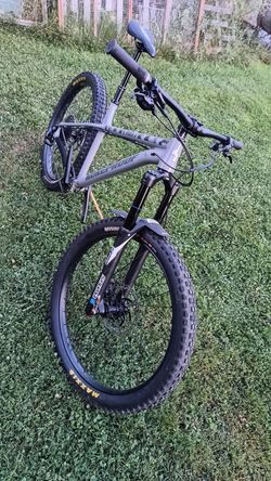 Nukeproof Scout 275_ L