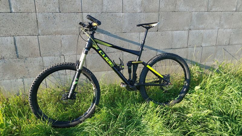 Cube Stereo 140 HPA Race 27.5 black´n´flashyellow