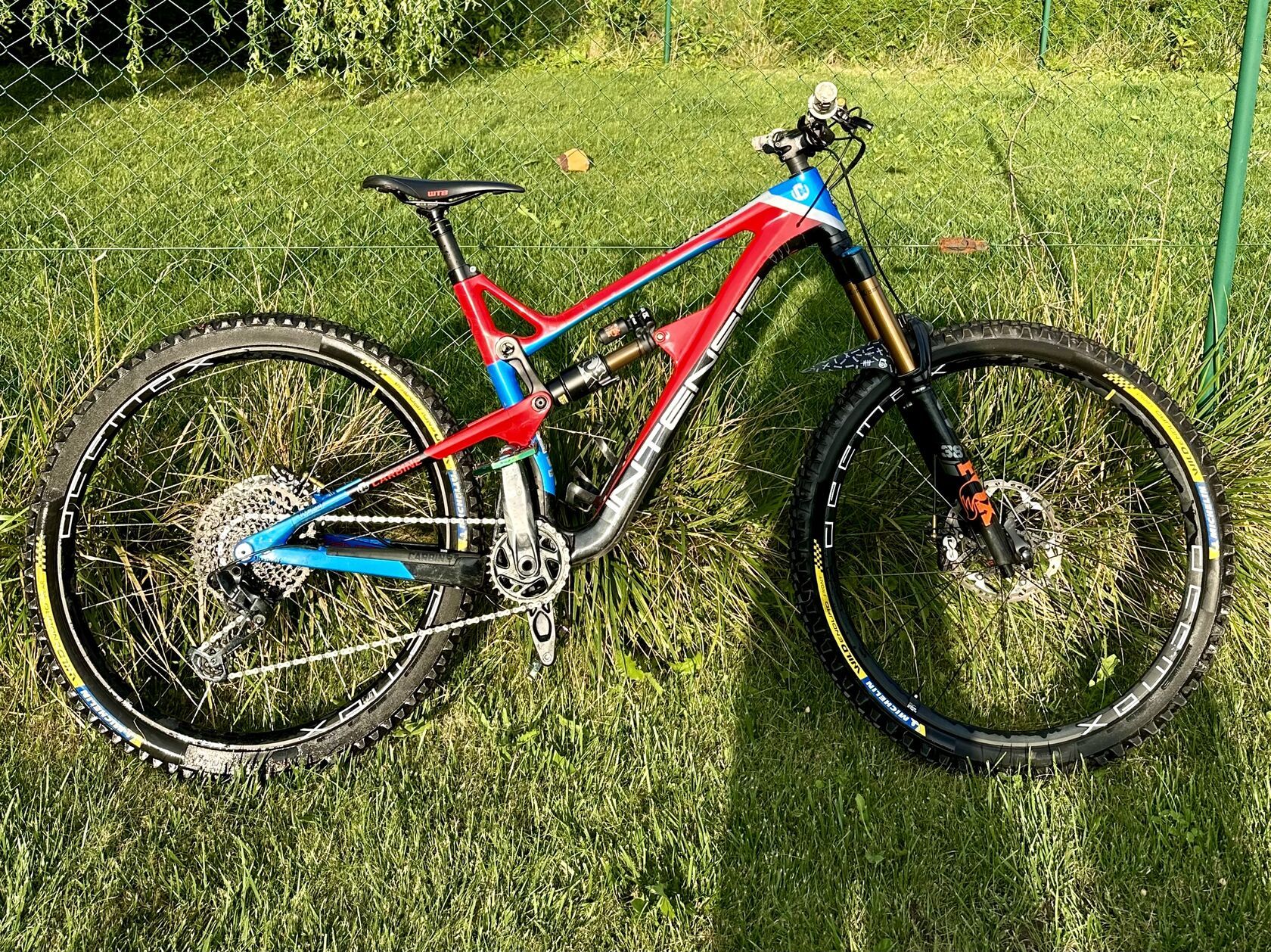 TOP enduro Intese Carbine carbon 