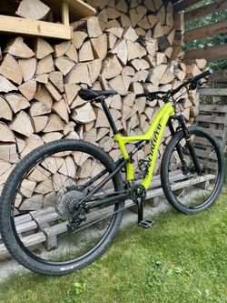 Prodám coloodpružené kolo specialized