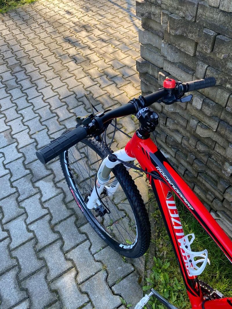 Prodám horské kolo specialized