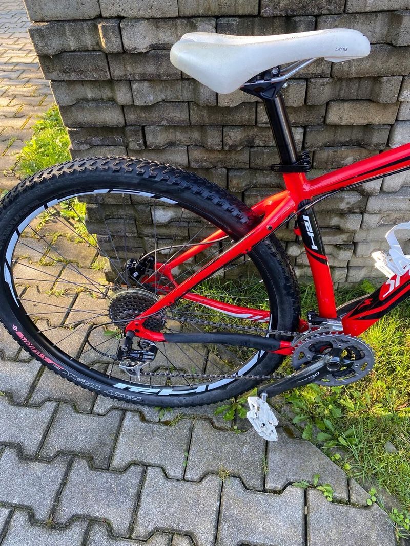 Prodám horské kolo specialized