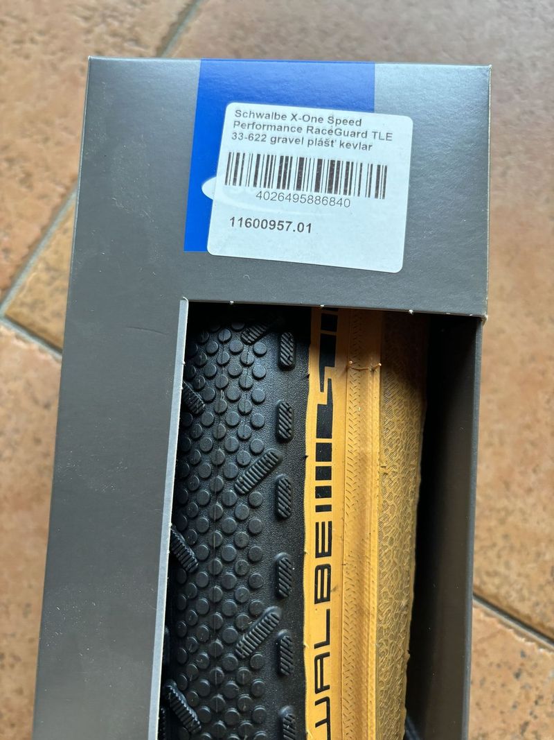 Gravel plast Schwalbe X-one Speed 33