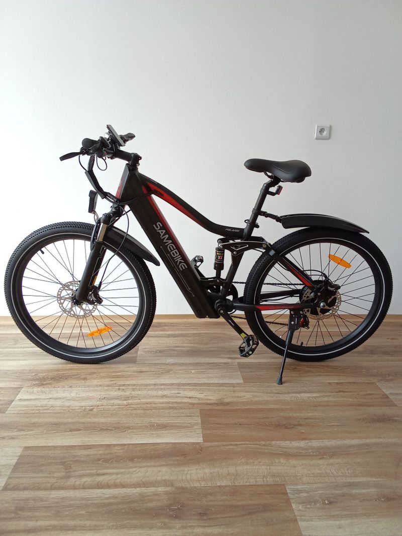 CELOODPRUŽENÉ HORSKÉ ELEKTROKOLO SAMEBIKE, 750 W, 672 WH, KENDA, SHIMANO, HYDRAULICKÉ BRZDY, ZÁRUKA