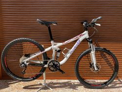 Specialized Myka FSR comp ve velikosti S