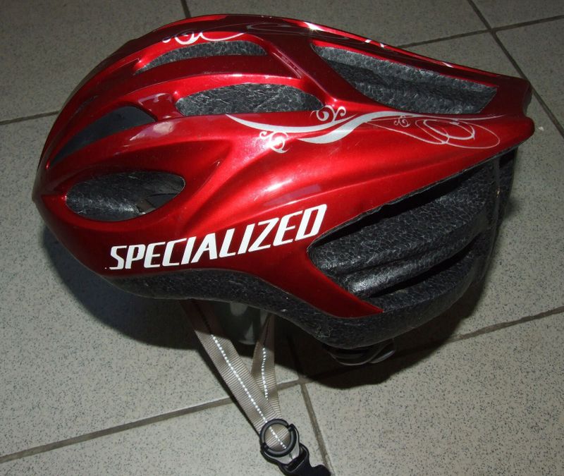 přilba/helma SPECIALIZED vel. M - velmi pěkná