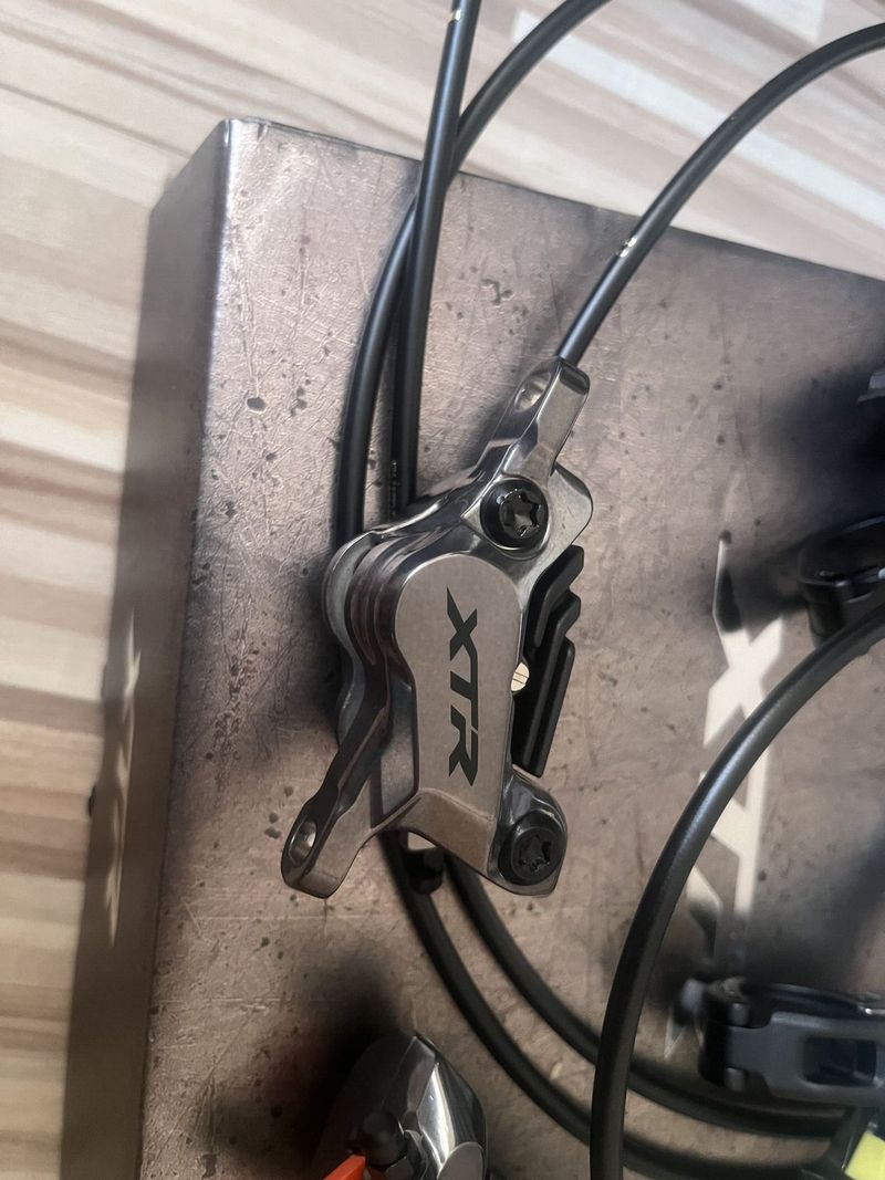 Kotoučové brzdy Shimano XTR BR-M9120, pár, čtyřpíst, NOVÉ