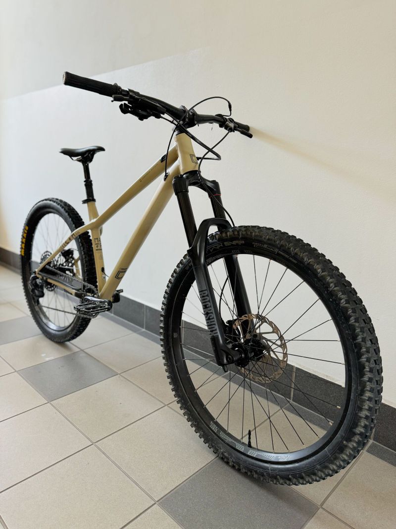 Horské kolo (MTB) Commencal Meta HT