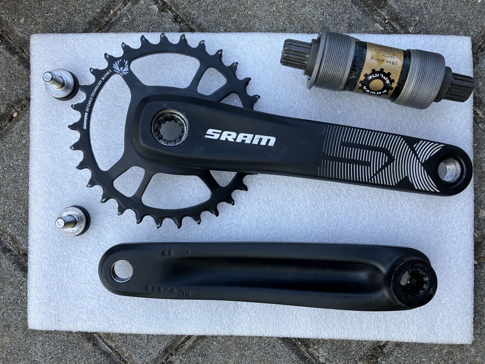 Kliky Sram SX se stredem