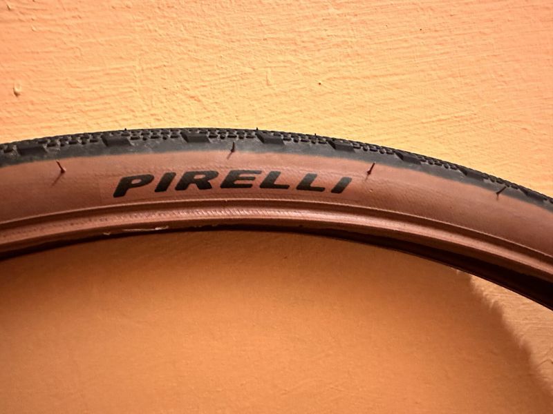 Pirelli Cinturato Allroad 700x4