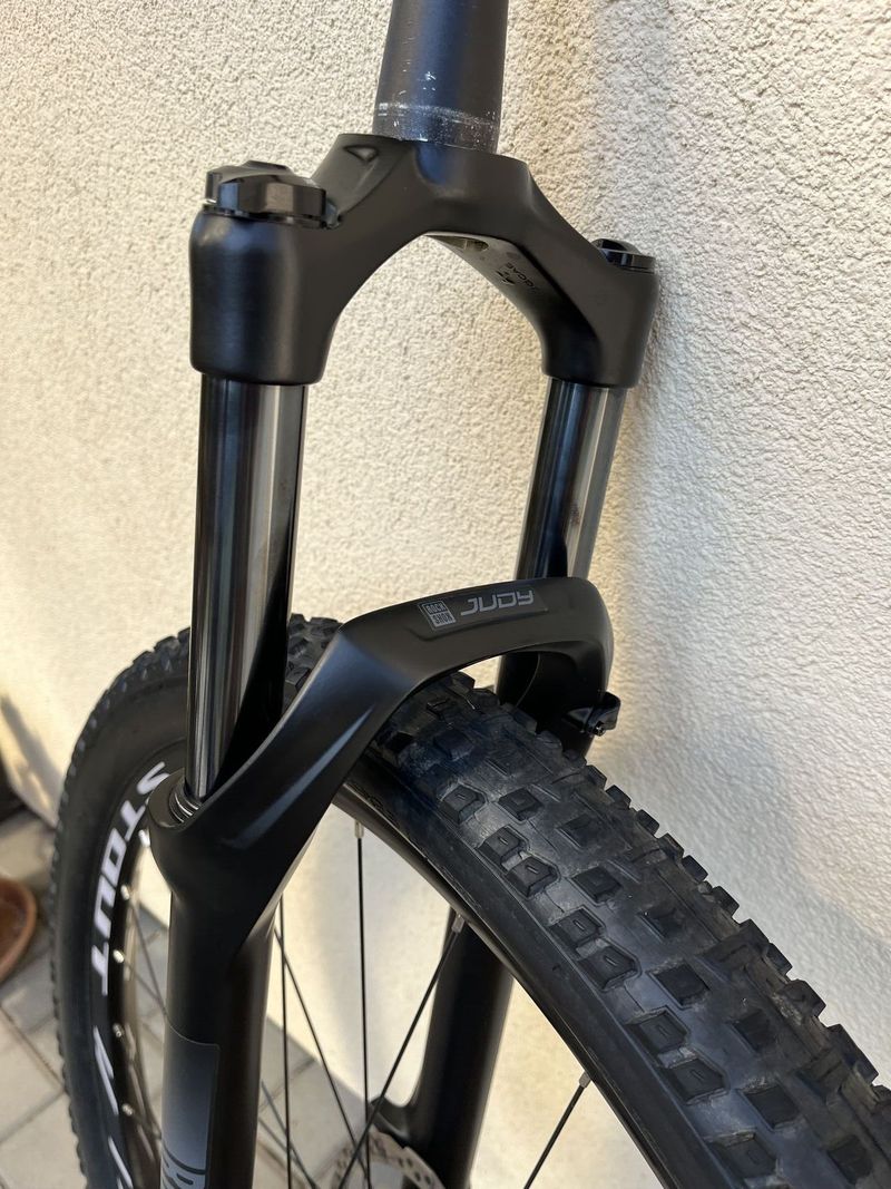 Vidlice RockShox Judy 29 vc kola