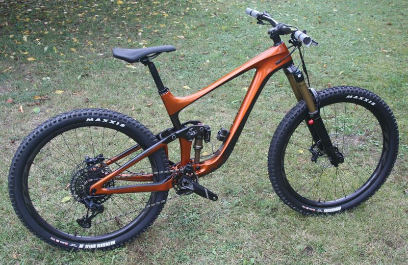 GIANT Reign Advanced Pro 29 1 – závodní 29 trail/enduro kolo s karbonovým rámem – NOVÉ