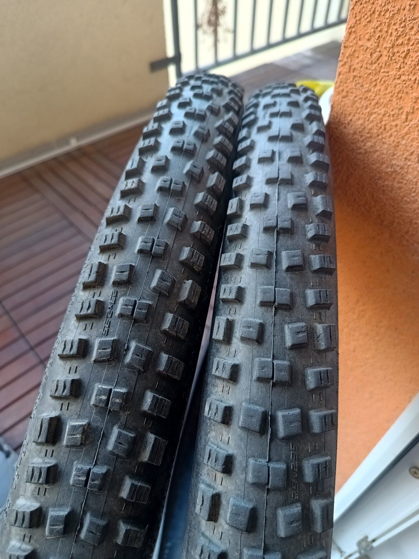 2x Schwalbe Nobby Nic 29" 2.35" Addix Speedgrip TLR Snakeskin