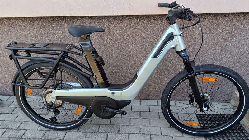 Nový celoodpružený lowstep ebike Vaast Bosch gen4 - výprodej za tovární ceny.