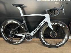 Pinarello Dogma F Disc (NOVÉ)