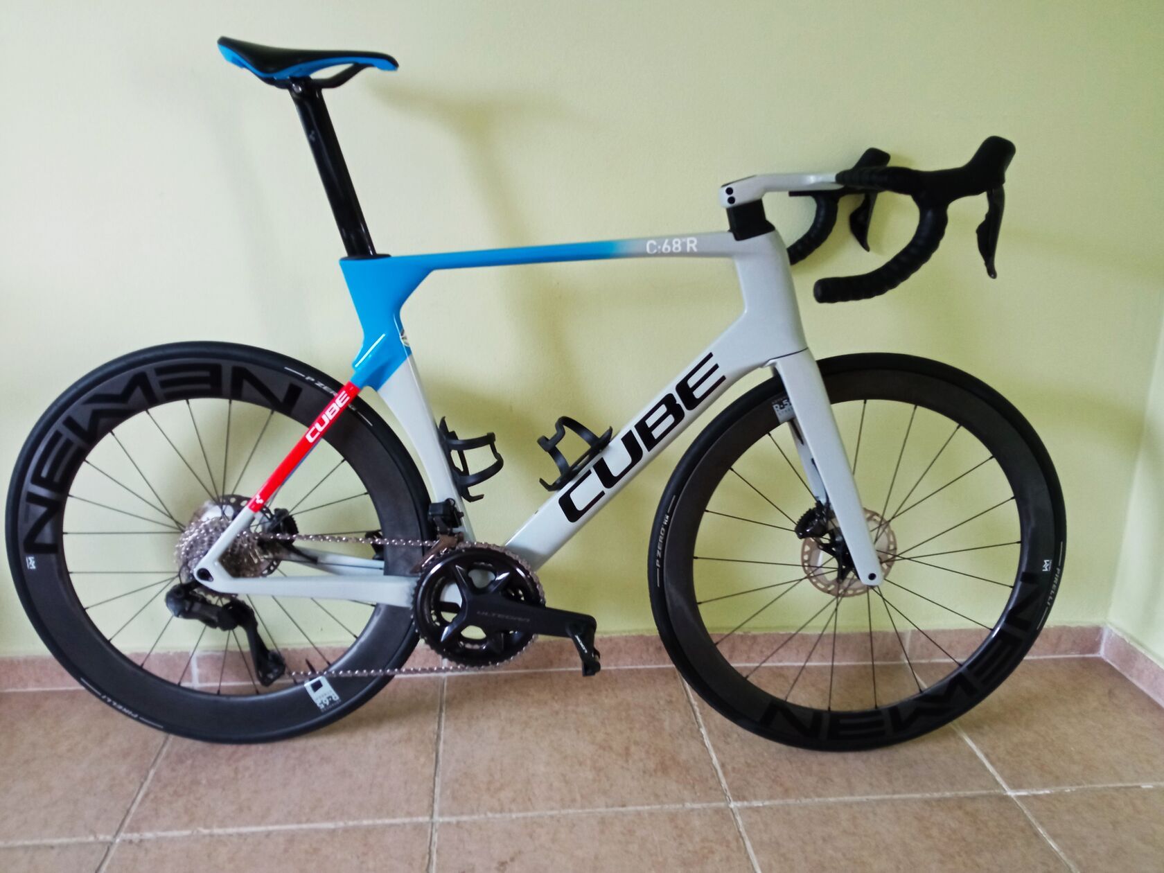 cube litening aero c68x race 2022