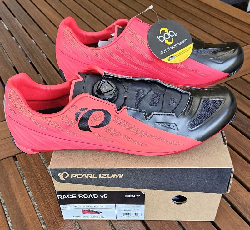 PEARL IZUMI Race Road v5 – silniční tretry, velikost 48 - NOVÉ