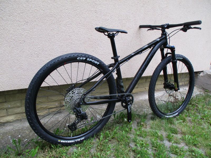 Nové 27,5" kolo kolo na rámu Maxbike M507 15", Deore 1x11, vzduch. vidlice Suntour XCR