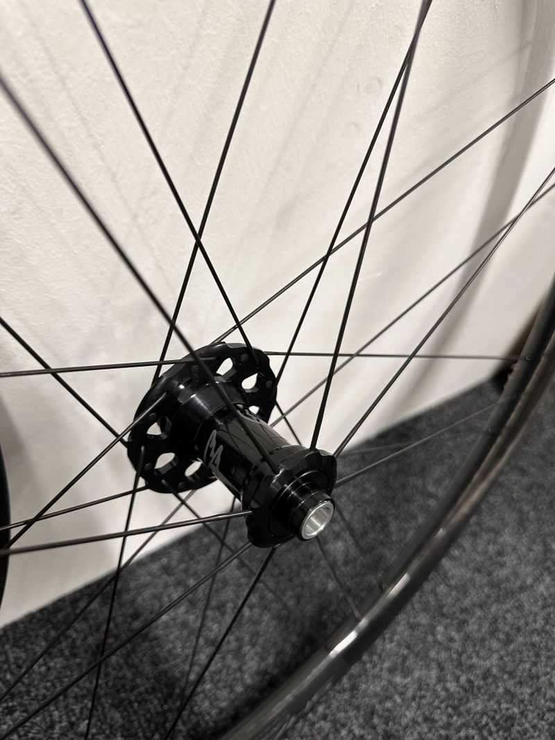 Karbonová kola Campagnolo Shamal - 50km jeté