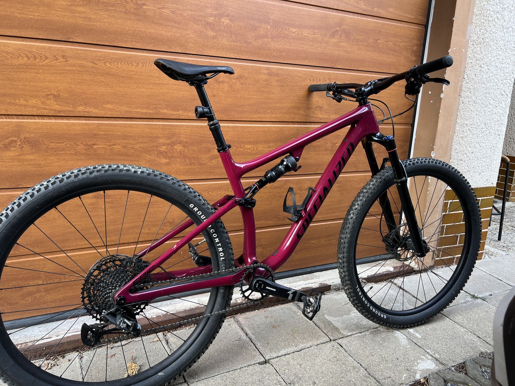 Prodám velmi málo jeté kolo Specialized Epic Evo