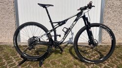 Specialized Epic Carbon World Cup ,,S,, pro výšku 160-175cm