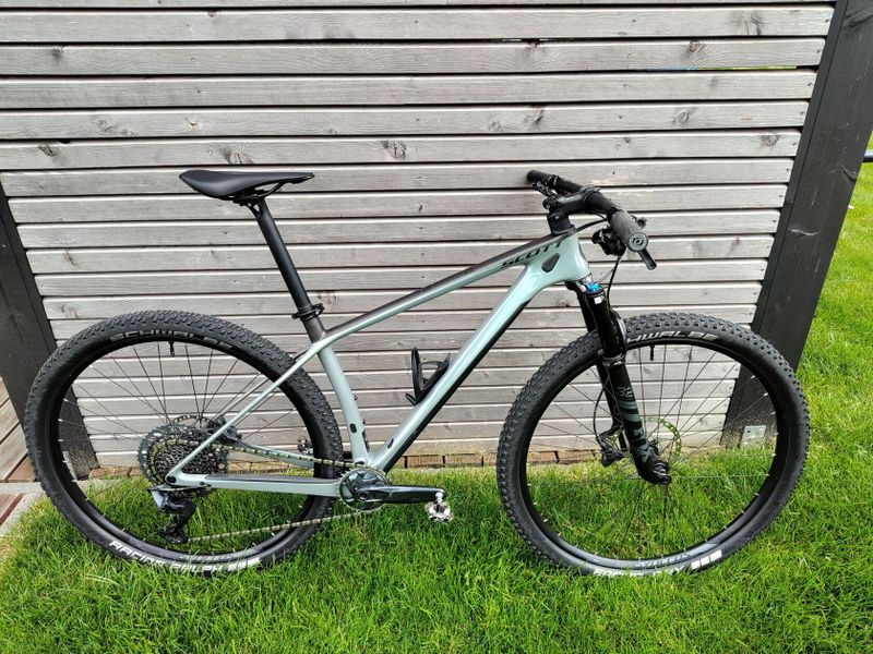 SCOTT Scale 920 - karbonový rám, velikost M, Sram GX