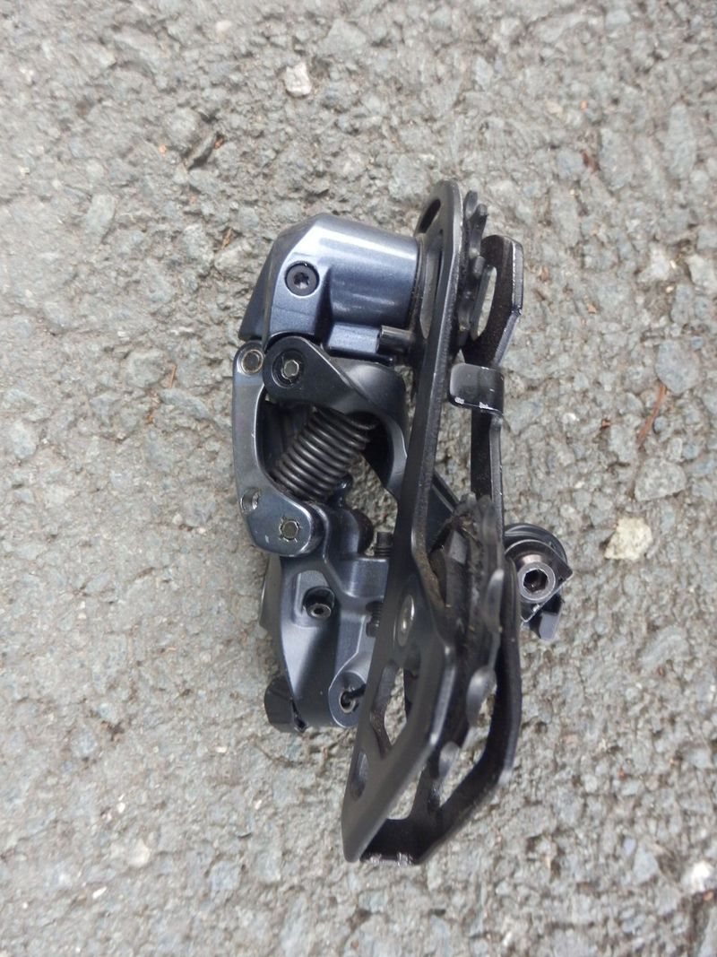 Přehazovačka Shimano R8000