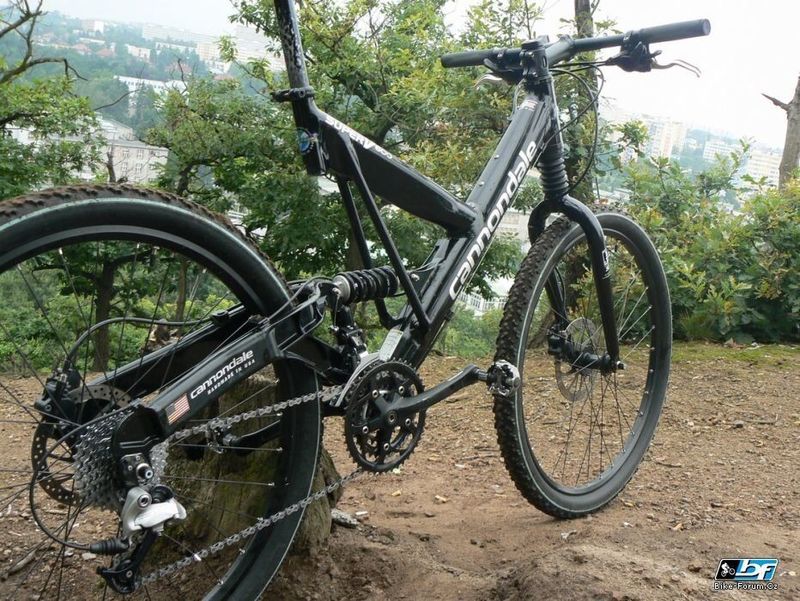 CANNONDALE SUPER V600