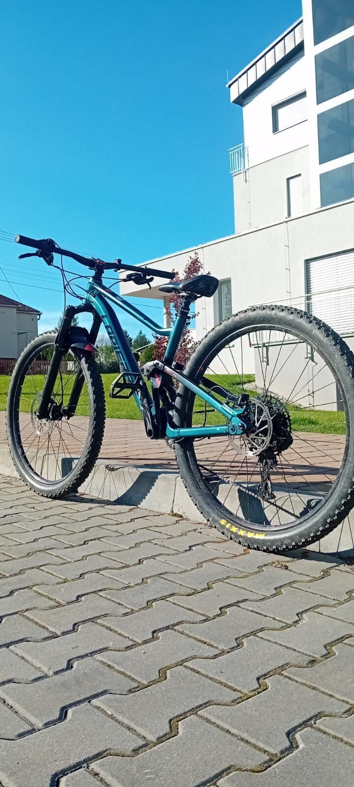  Lapierre Zesty TR 4,9 rám M, kola 29 