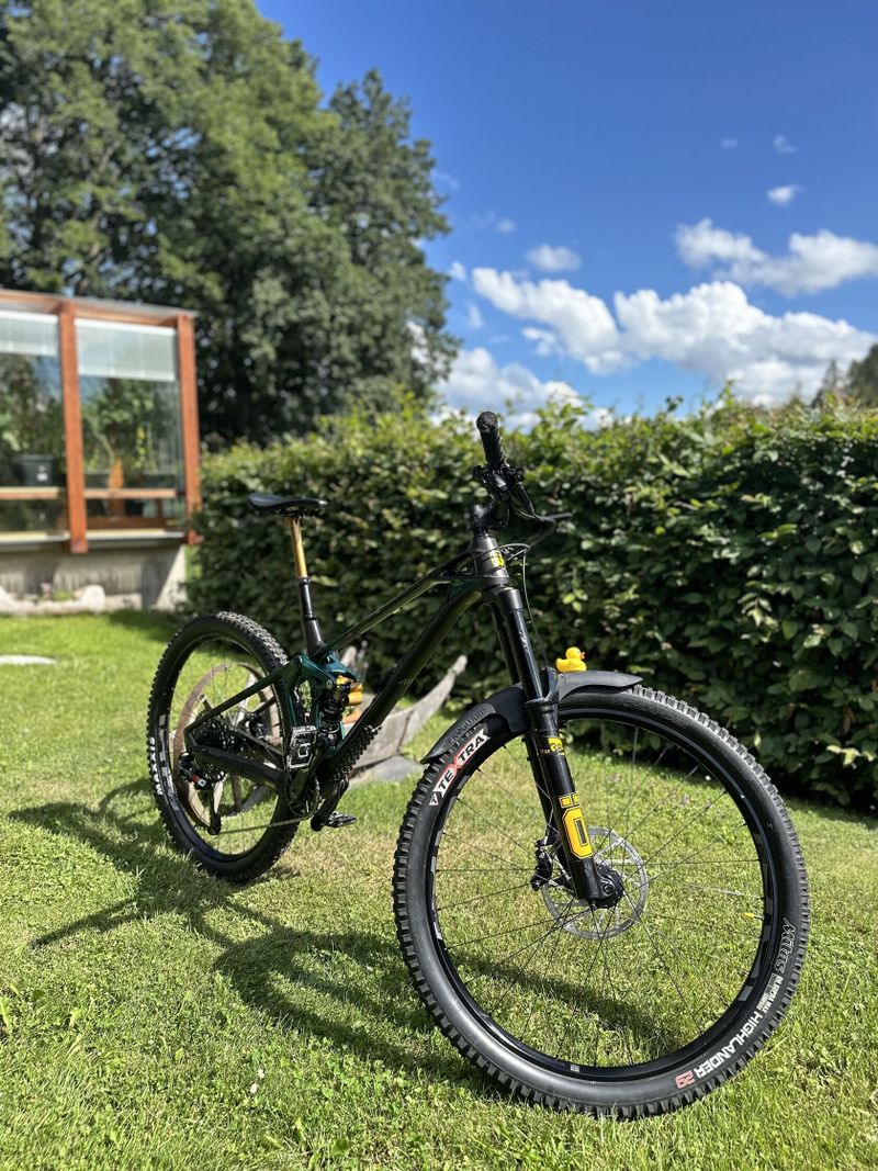 Dobrý den, prodám enduro kolo Mondraker superfoxy RR.