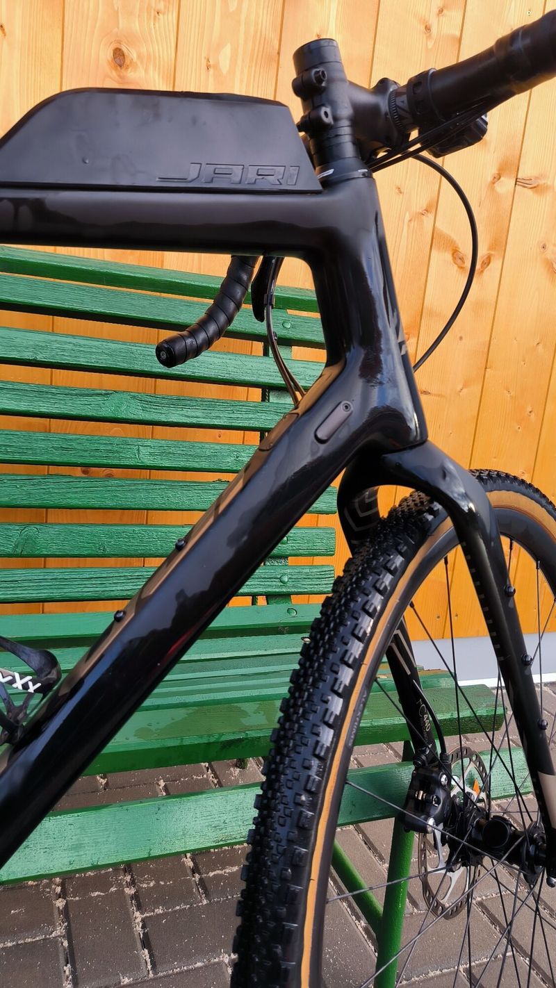 Gravel Fuji JARI CARBON 1.3, XL model 2021, černý mat