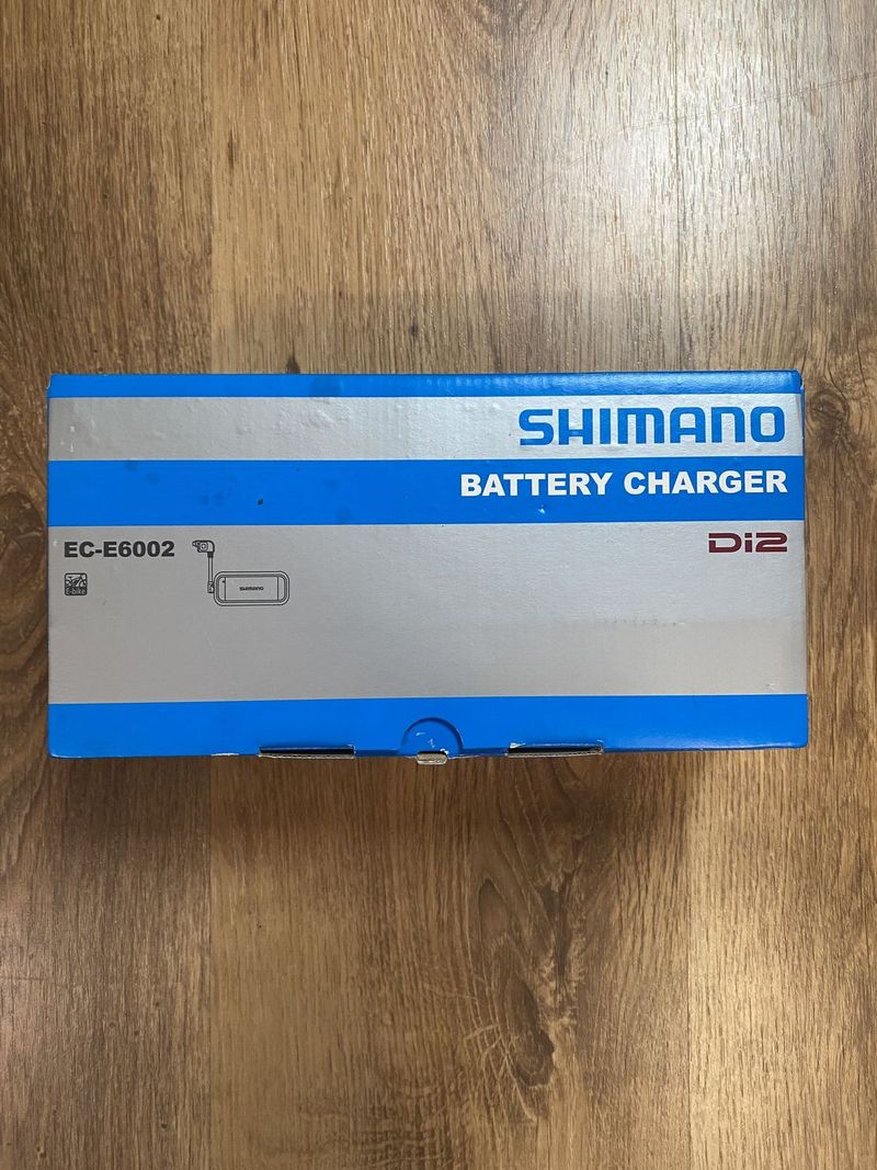 Prodám NOVOU SHIMANO E-BIKE nabíječka EC-E60002