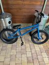 BMX Mongoose modré Legion L 100 20" 2020