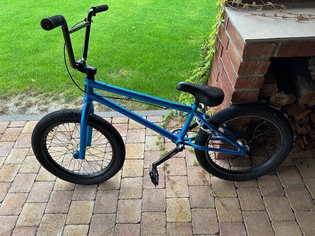 BMX Mongoose modré Legion L 100 20" 2020