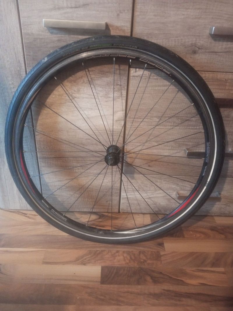 Vypletená kola Shimano WH-R500