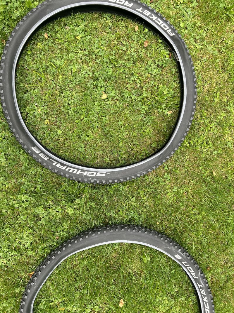 2x MTB plášť Schwalbe Rocket Ron, 27.5x2.25", kevlar