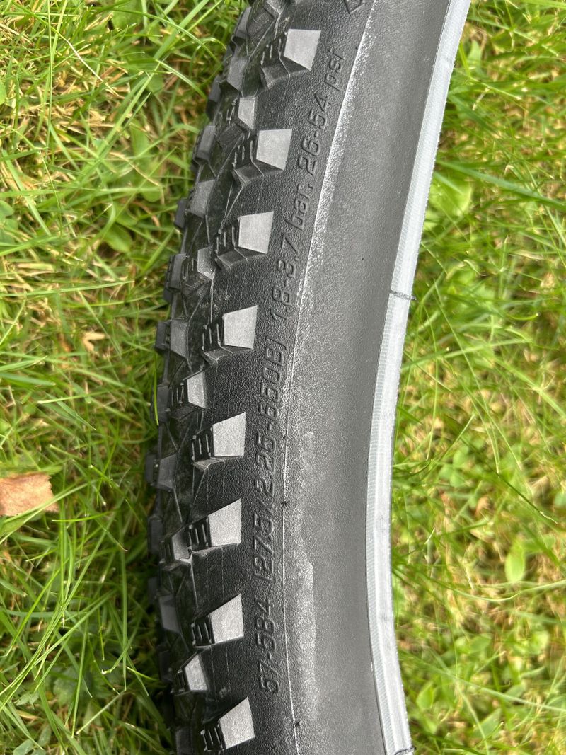 2x MTB plášť Schwalbe Rocket Ron, 27.5x2.25", kevlar