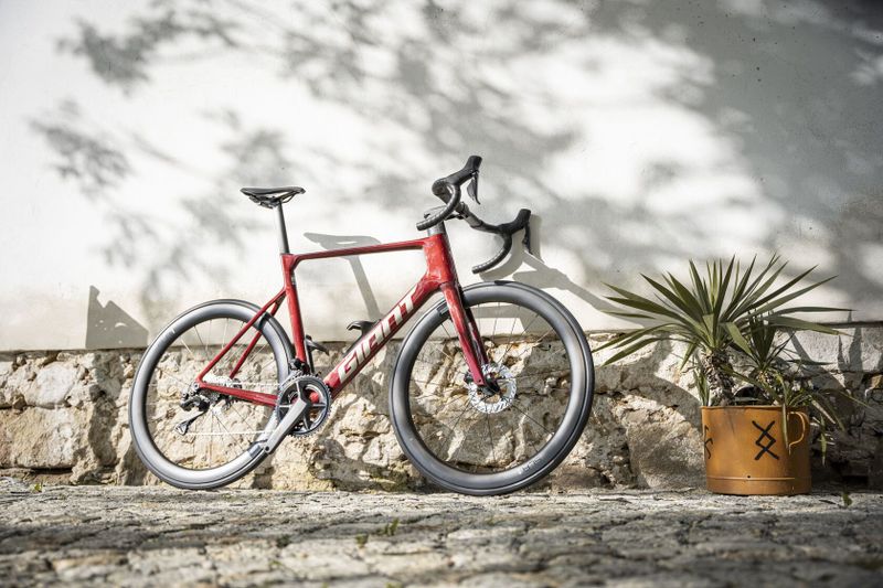 Giant Propel Advanced Pro 0 Sangria 2024 Di2 - L