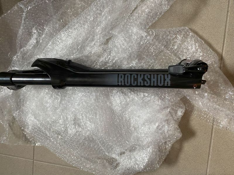 VIDLICE ROCK SHOX JUDY