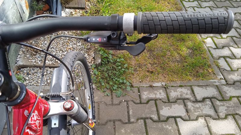 MTB Mongoose pro juniory 