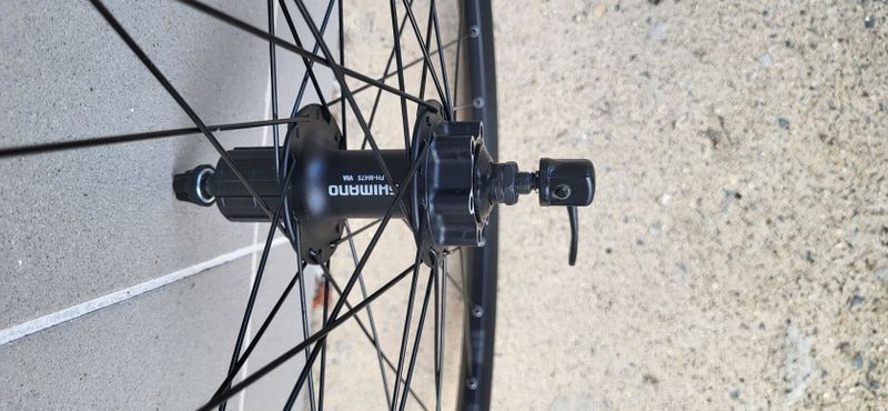 ZAPLETENÉ KOLA 29 RÁFEK DT +NÁBOJE SHIMANO 6DĚR 