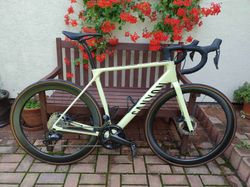 Canyon Endurace CF SL 8 Di2 + Scribe Aero Wide+42-50 Disc