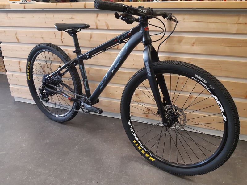 Dětský speciál SCUD 26" 1x11 Sram NX 11,1Kg