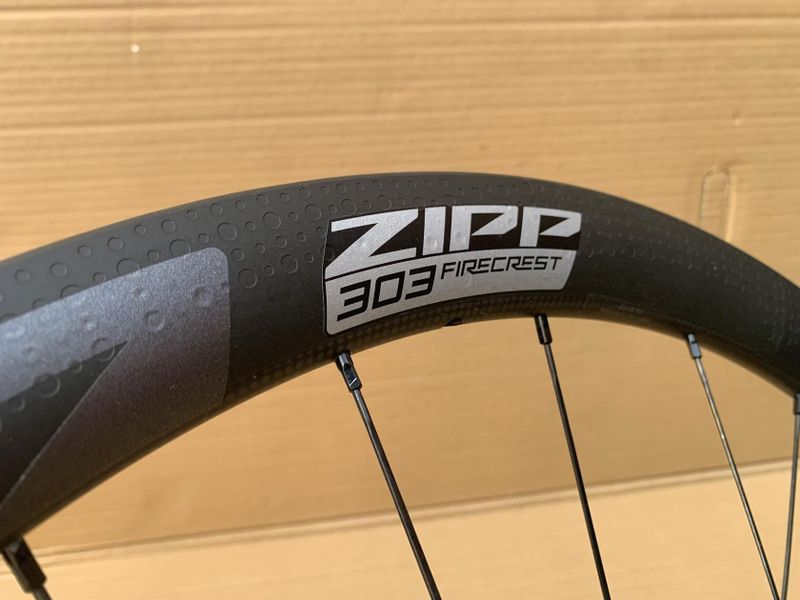 Kola ZIPP 303 Firecrest Carbon Tubeless Disc CL 40mm - 1408 g