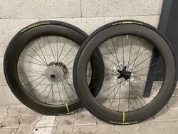 Zapletená kola MAVIC Cosmic SL 65 Disc