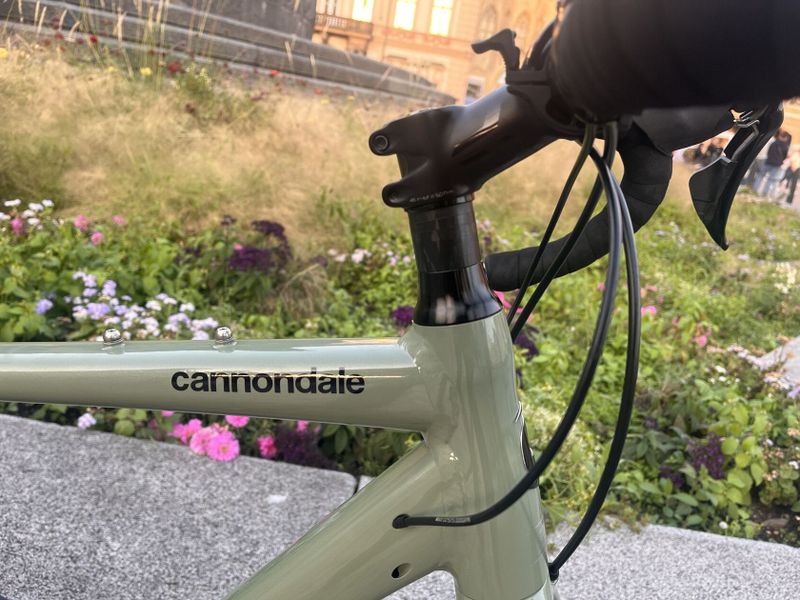 Gravel kolo Cannondale Topstone - perfektní stav