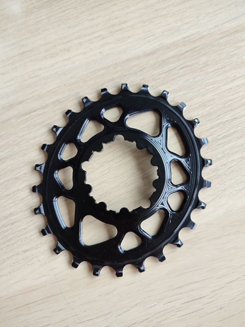 Absolut Black oval 26z, 6mm offset, Sram + Packeta Zdarma