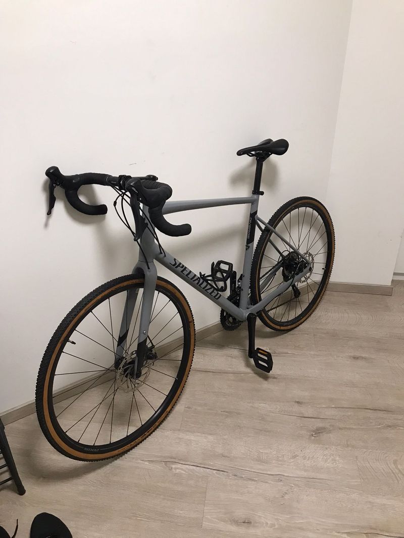 Specialized Diverge vel. 61