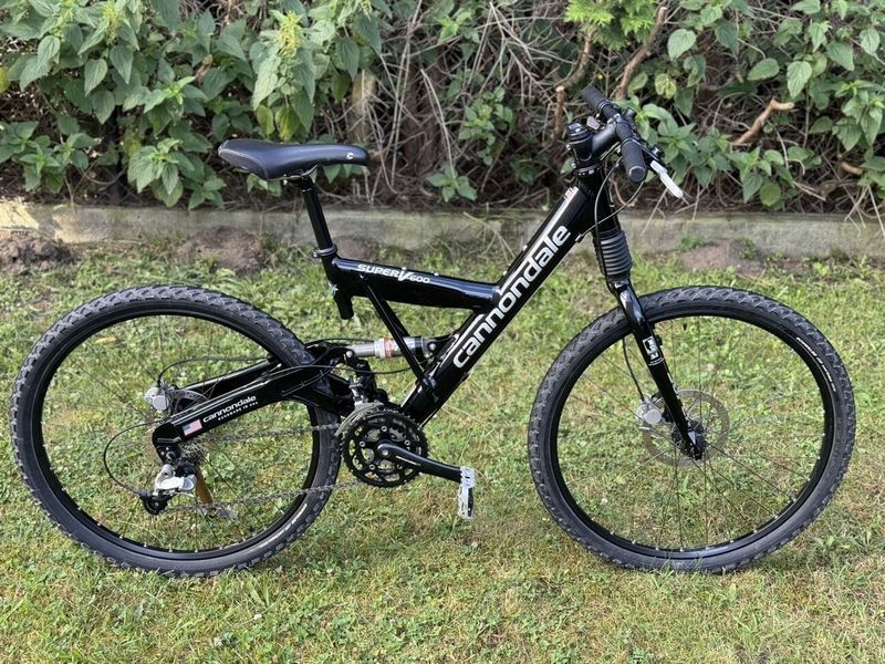 Cannondale Super V 600 velikost S. TOP STAV